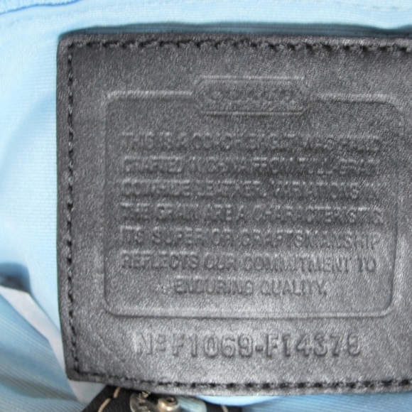 Authentic coach black bag - Picture 3 of 5